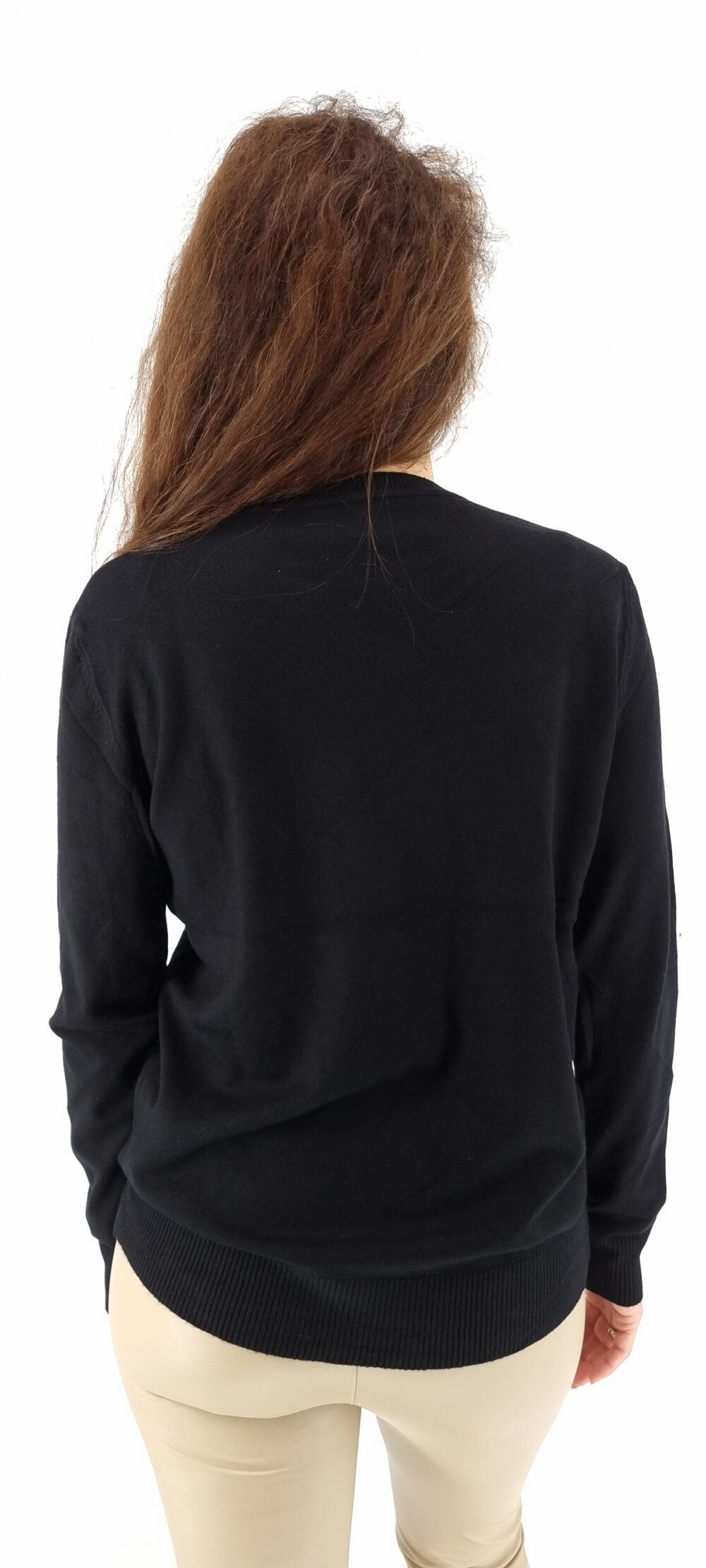 Elastic blouse with neckline black