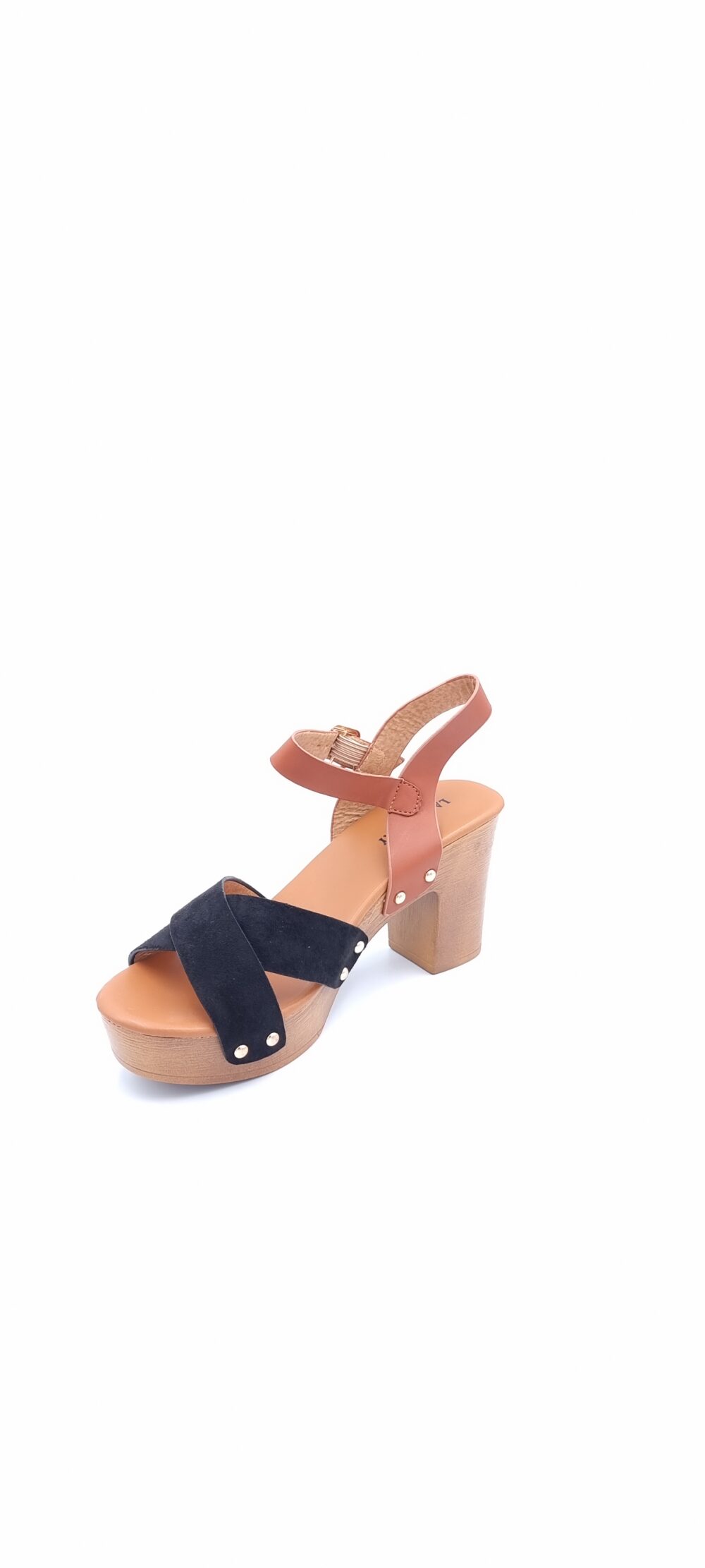 Sandal with wooden heel and cross pattern black
