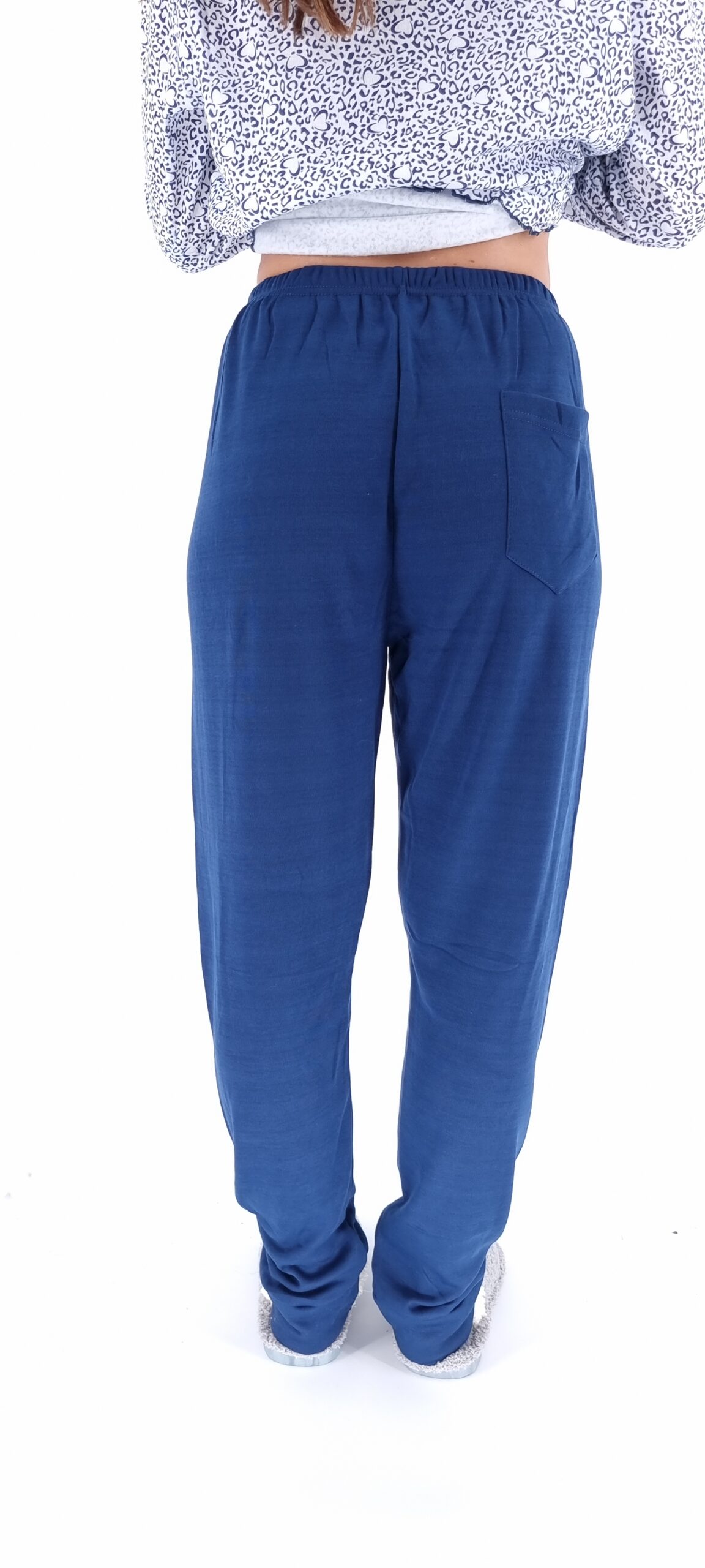 Πιτζάμες με μοτίβο καρδούλες και μονόχρωμο παντελόνι μπλε