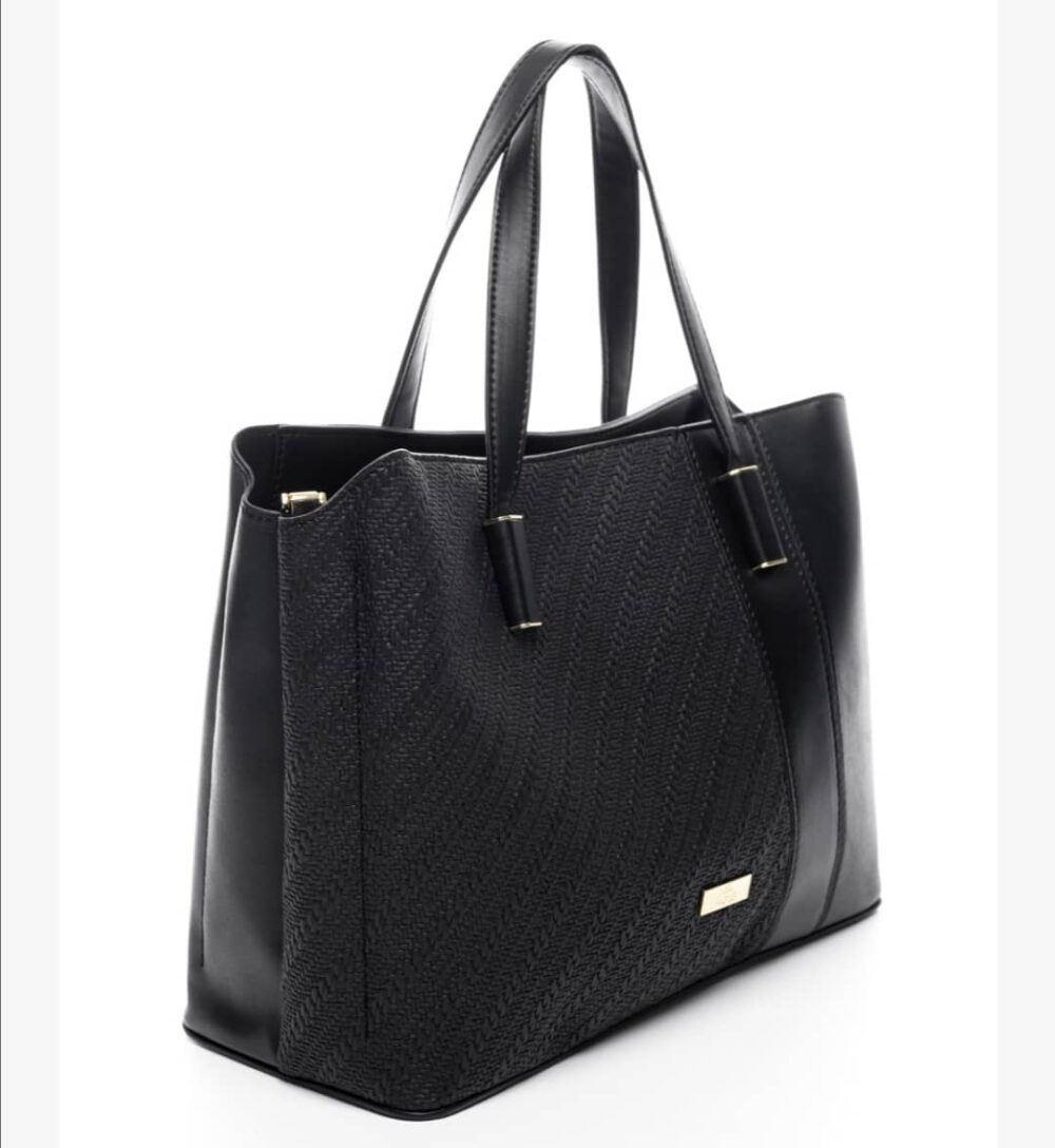 Τσάντα χειρός μαύρη με ανάγλυφο μοτίβο veta bags accesories