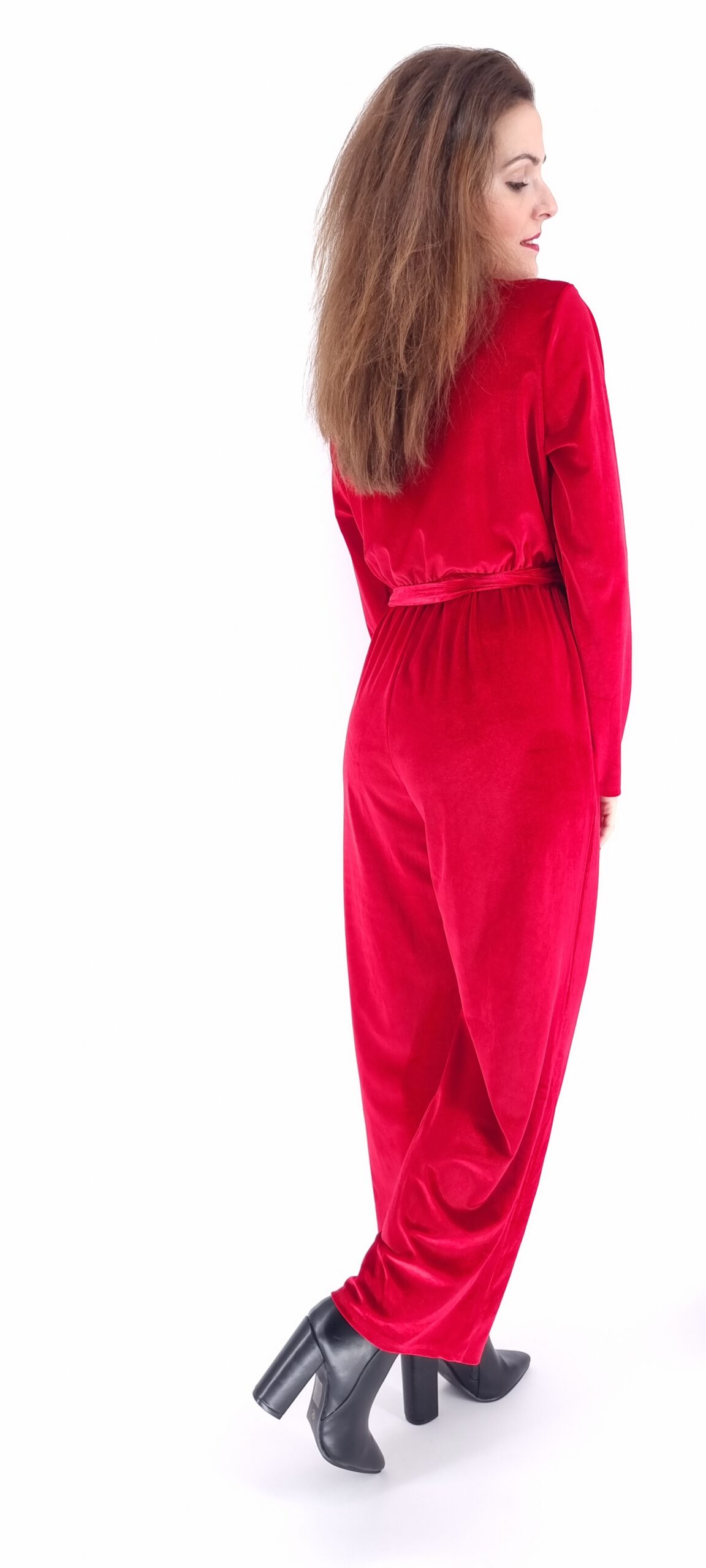 Ολόσωμη φόρμα βελουτέ κρουαζέ με ίδια ζώνη κόκκινο