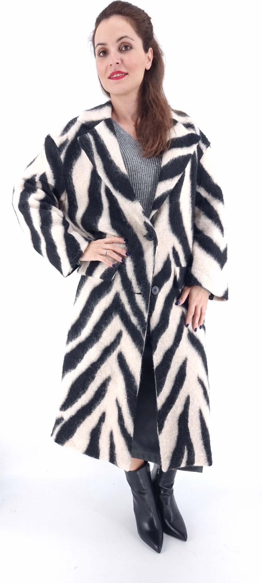 Μακρύ παλτό zebre μάλλινο με κουμπιά και τσέπες ασπρόμαυρο