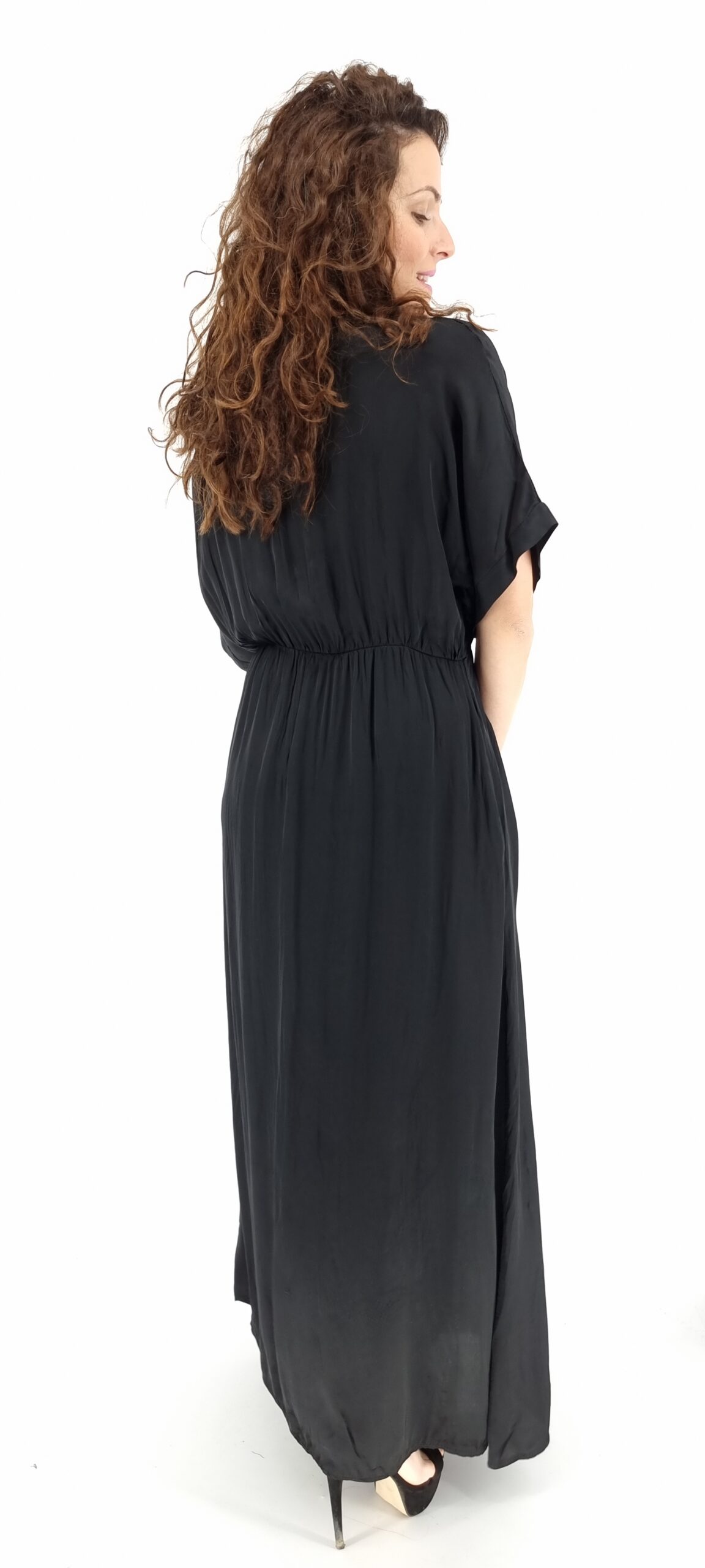 Φόρεμα μακρύ κρουαζέ με κουμπιά και κοντό μανίκι μαύρο