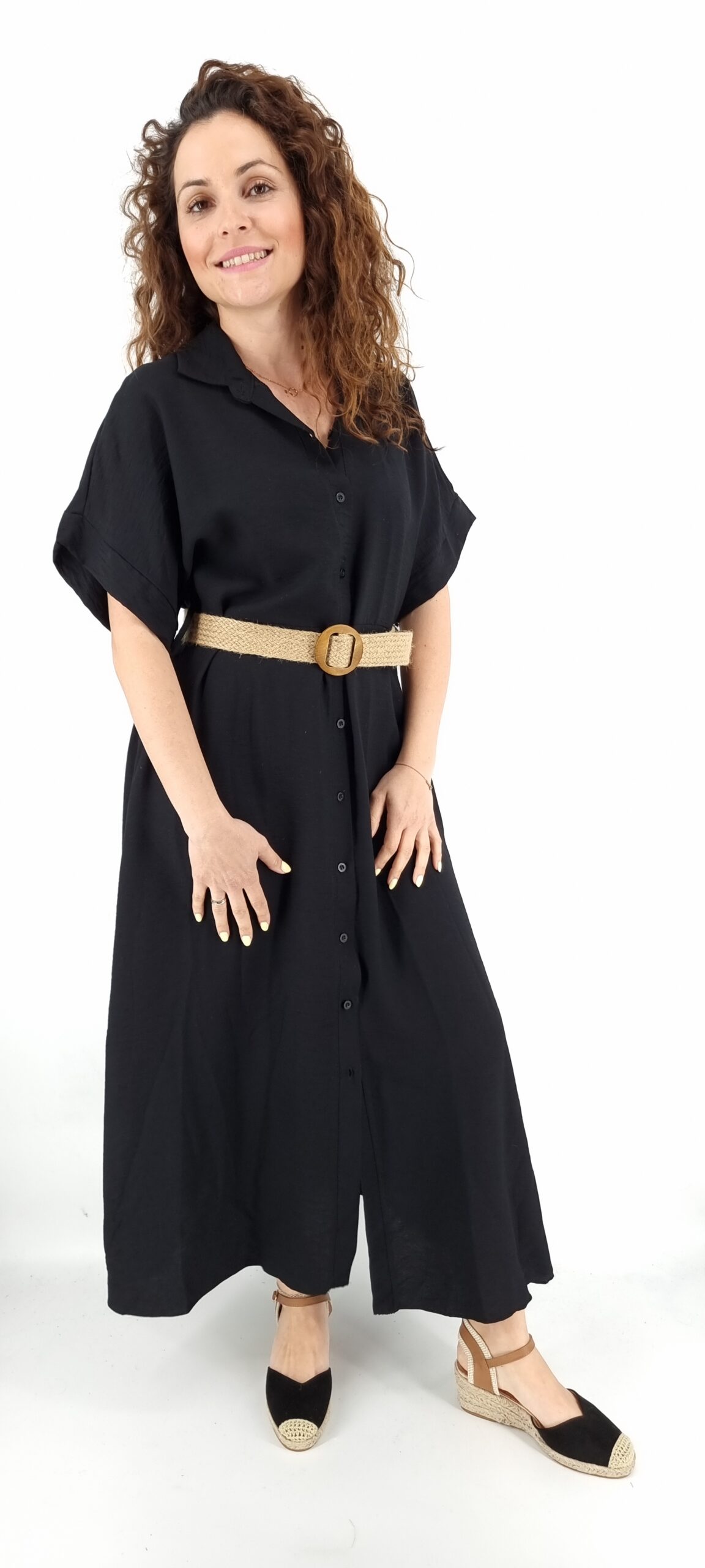 Φόρεμα πουκάμισο κοντομάνικο με μπεζ ψάθινη ζώνη μαύρο