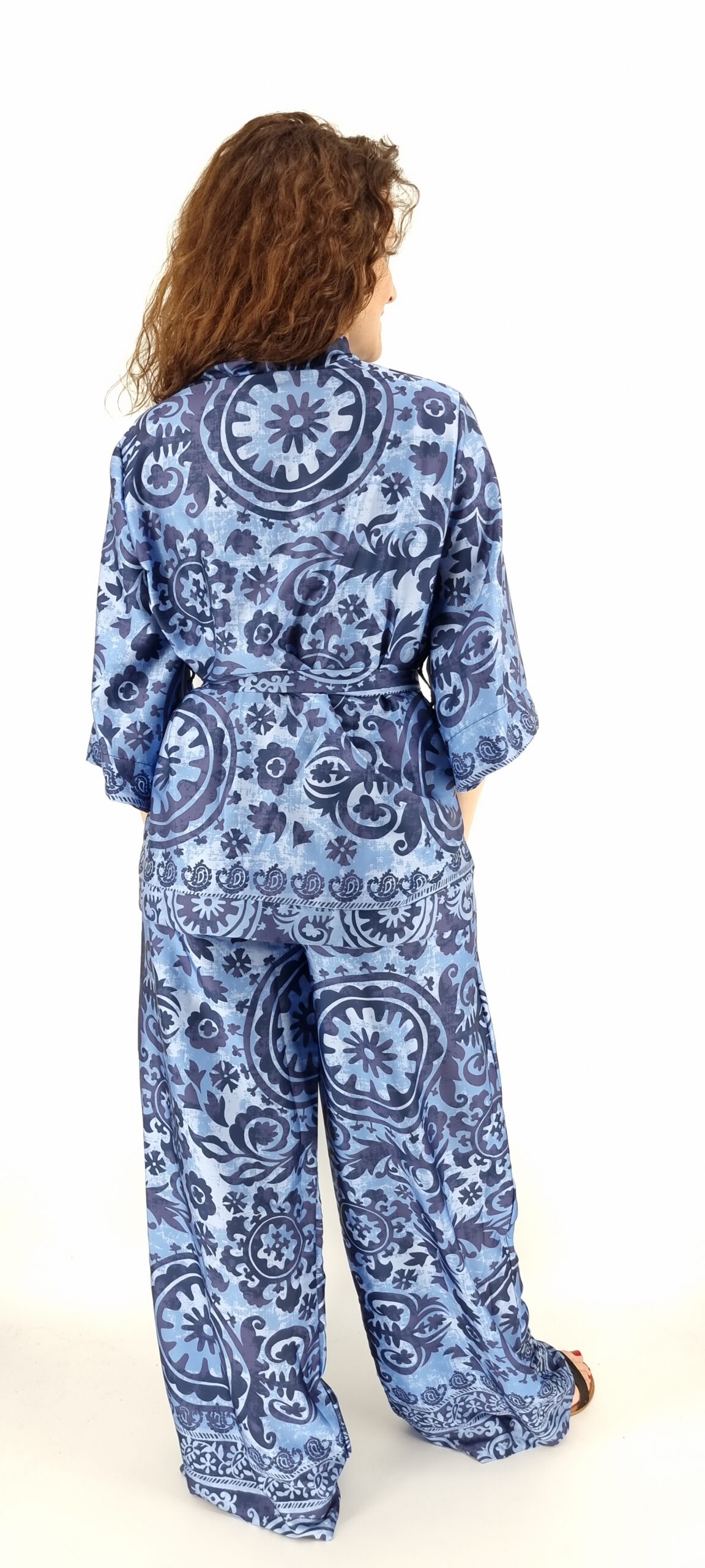 Σετ με κιμωνό και παντελόνα με λάστιχο στη μέση με ιδιαίτερα σχέδια μπλε