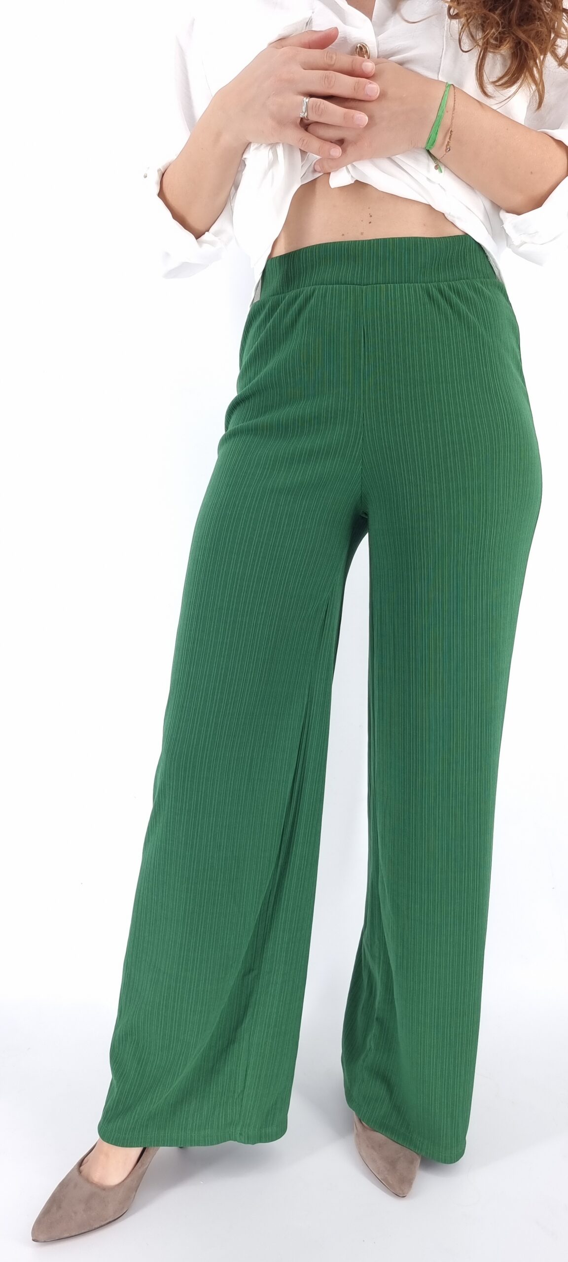 Παντελόνα ελαστική γκοφρέ με λάστιχο στη μέση πράσινο