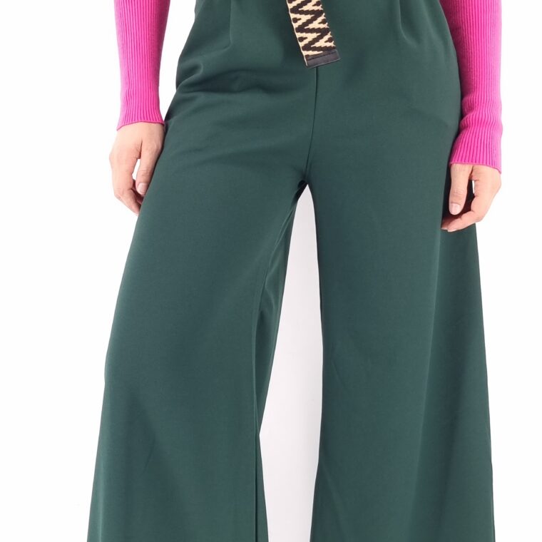 Παντελόνα με λάστιχο στη μέση,τσέπες και ζώνη πράσινο