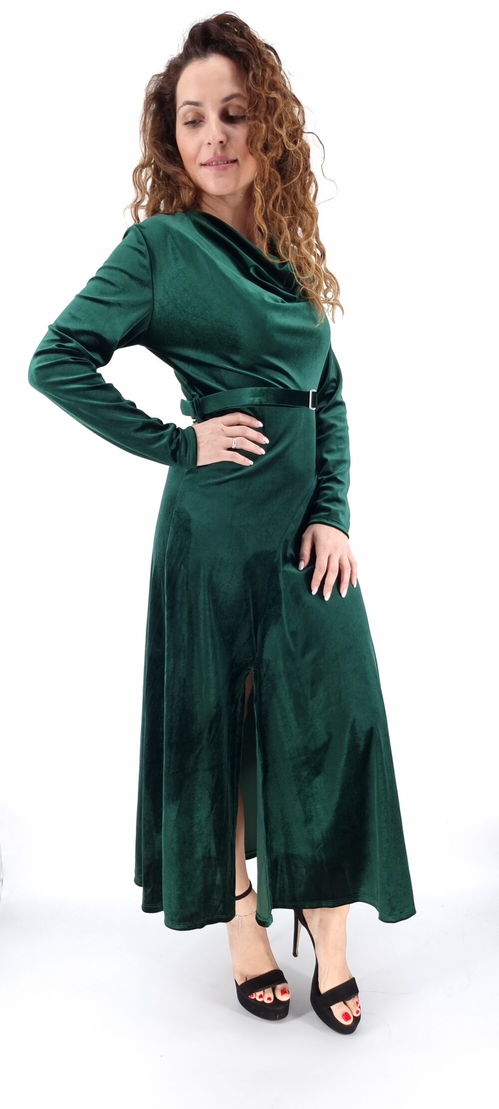 Φόρεμα βελουτέ midi με ίδια ζώνη,σούρα στο μπούστο και σκίσιμο πράσινο