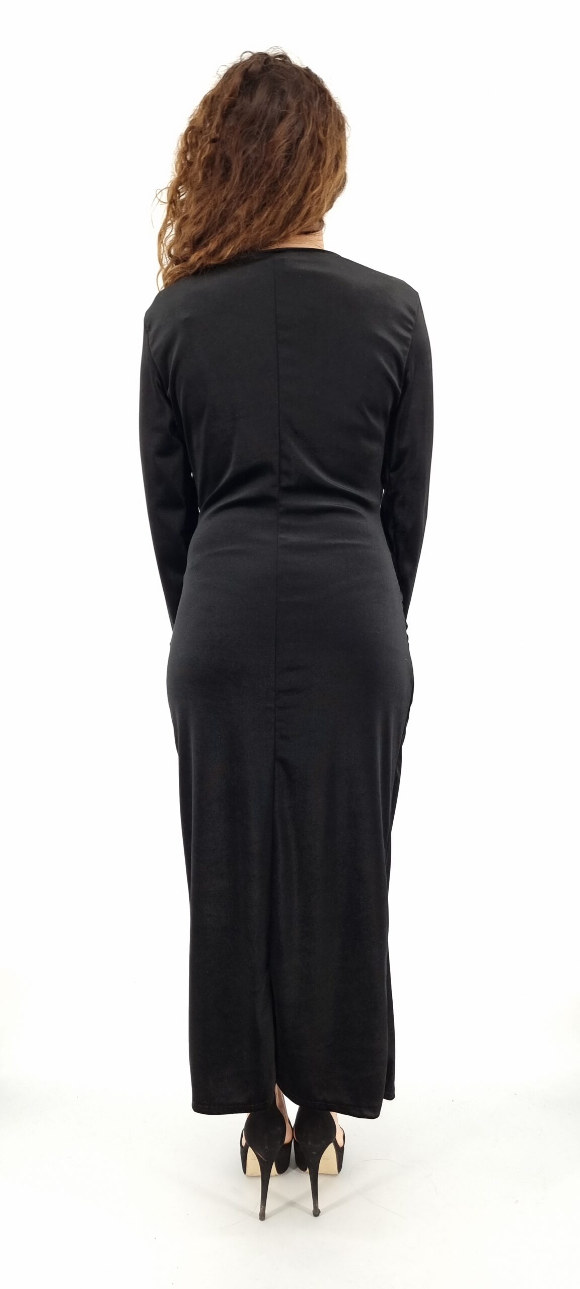 Φόρεμα βελουτέ midi με V λαιμόκοψη,σούρα στο πλάι και σκίσιμο μαύρο