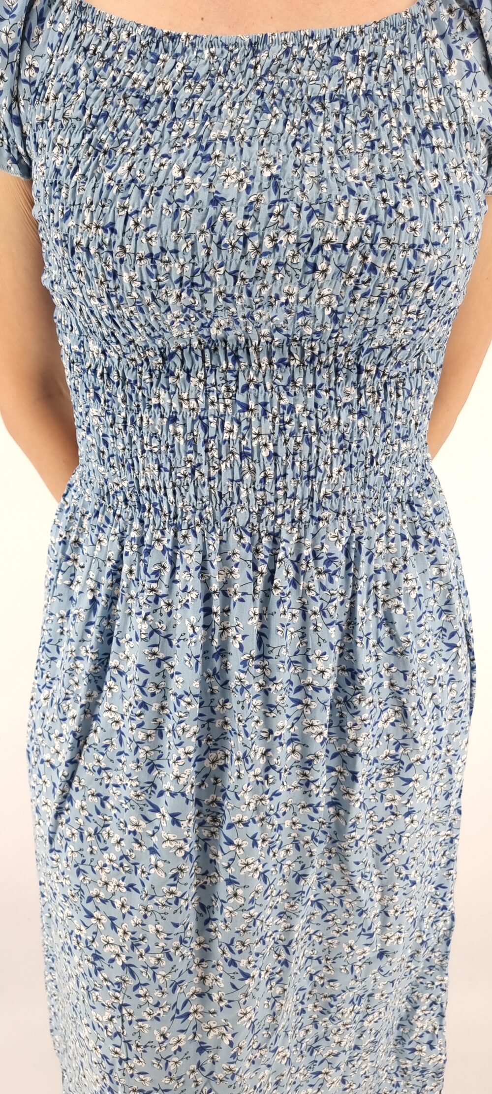 Φόρεμα midi φλοράλ με σφιγγοφωλιά μπλε
