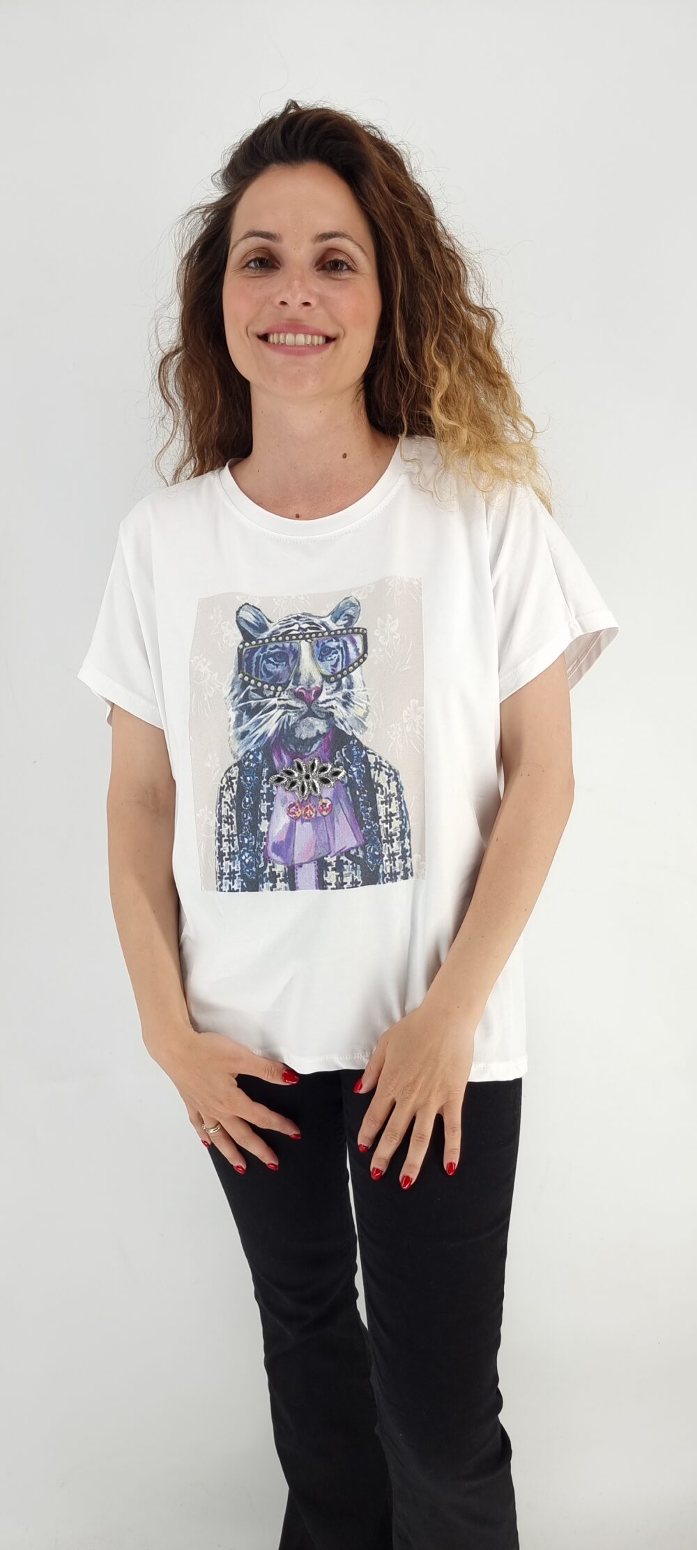 Άσπρο βαμβακερό t-shirt με μοτίβο τίγρη