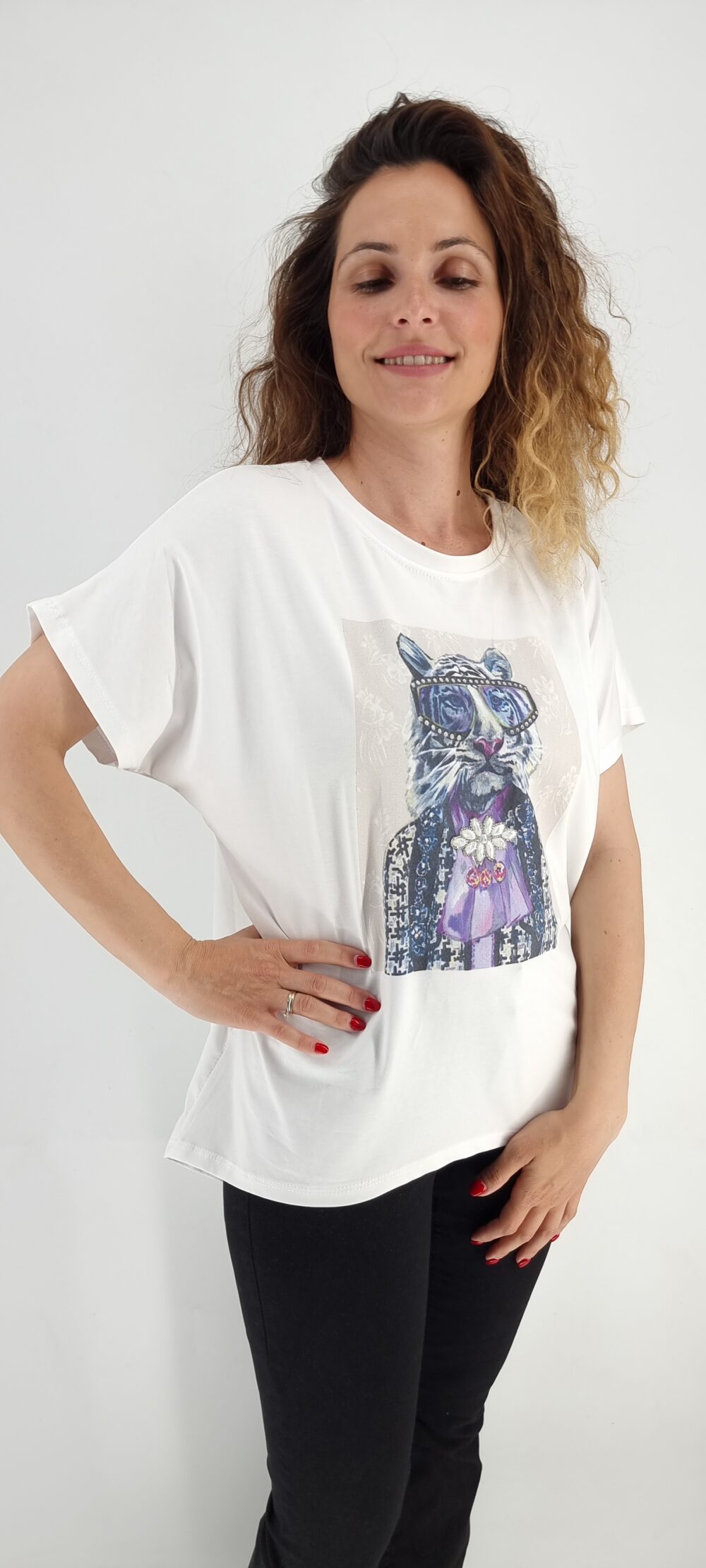 Άσπρο βαμβακερό t-shirt με μοτίβο τίγρη