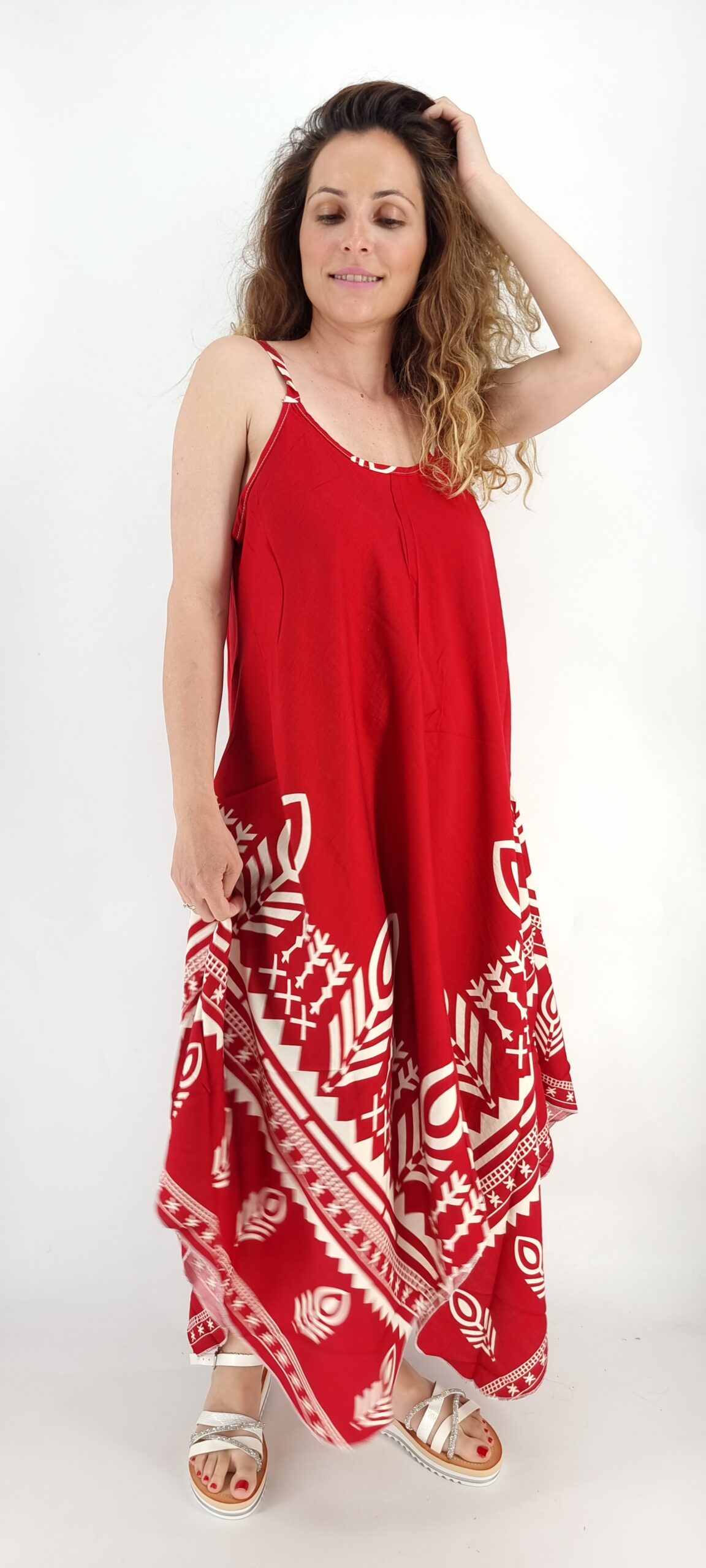 Φόρεμα ασύμμετρο midi με ρυθμιζόμενο τιραντάκι κόκκινο