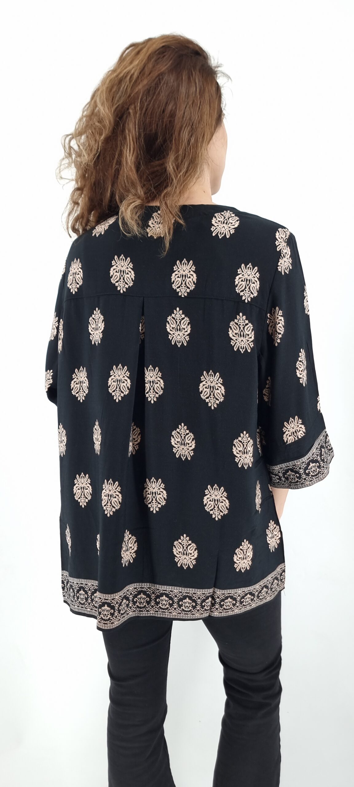 Πουκάμισο βαμβακερό με σχέδια μαύρο Πουκάμισο βαμβακερό με σχέδια μαύρο