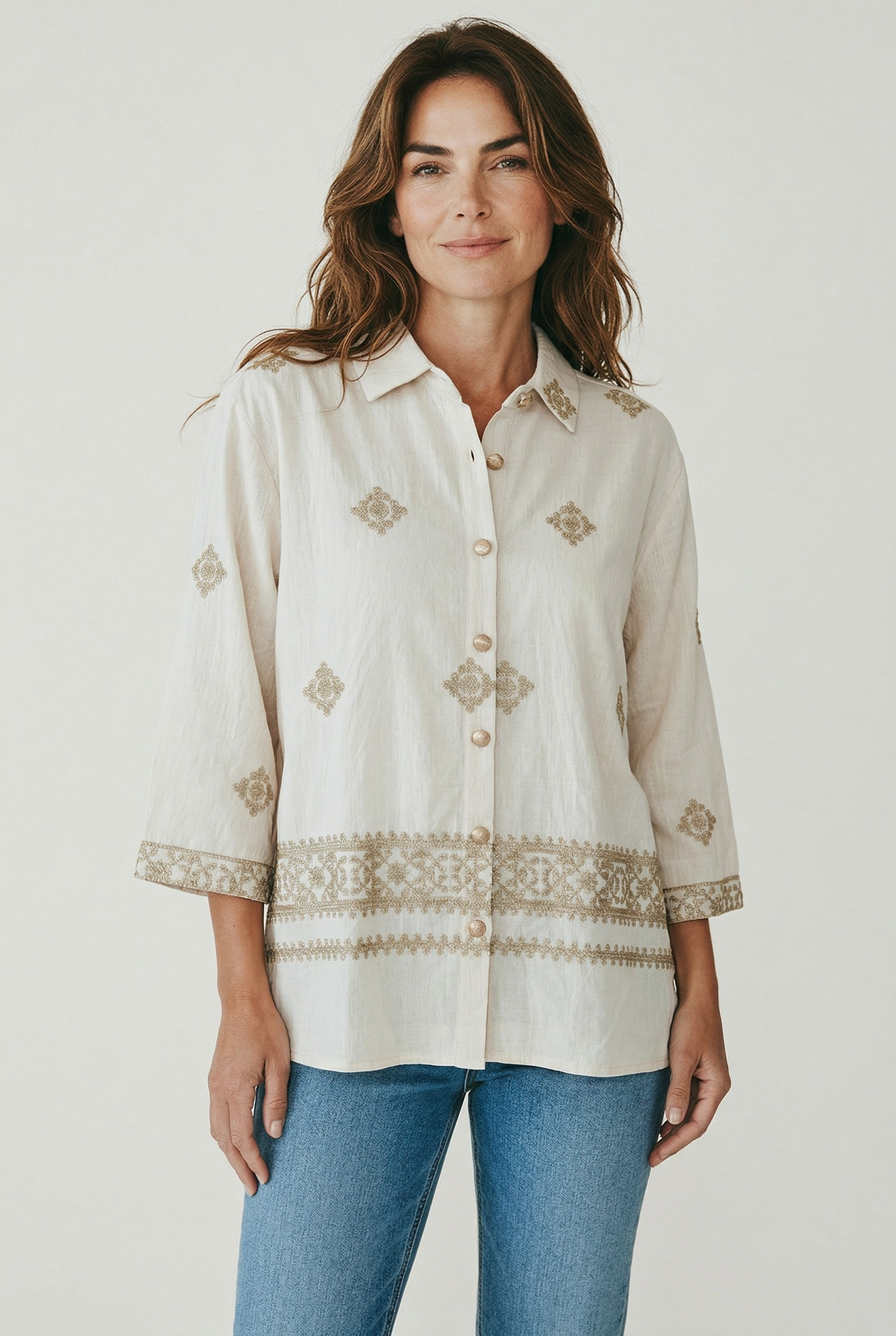 Πουκάμισο με σχέδια κ κουμπιά μπεζ